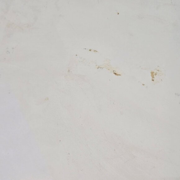 Tole by Pilgrim Art Large Round Metal Tray Roses and Daisy Pattern Gold Rim - Picture 14 of 15